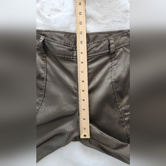 Simply Vera by Vera Wang Army Green pants - Picture 9 of 15